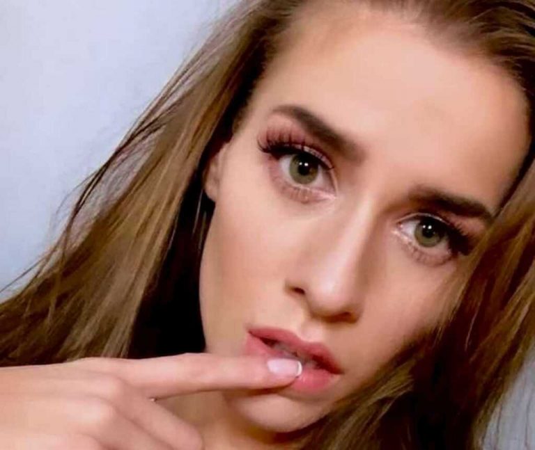 Eveline Dellai La Pornostar Italiana Avrebbe Avuto Una Corrispondenza